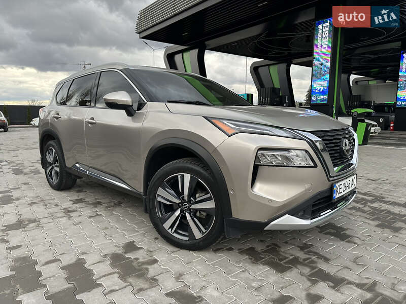 Внедорожник / Кроссовер Nissan Rogue 2022 в Днепре