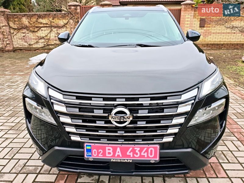 Внедорожник / Кроссовер Nissan Rogue 2024 в Запорожье
