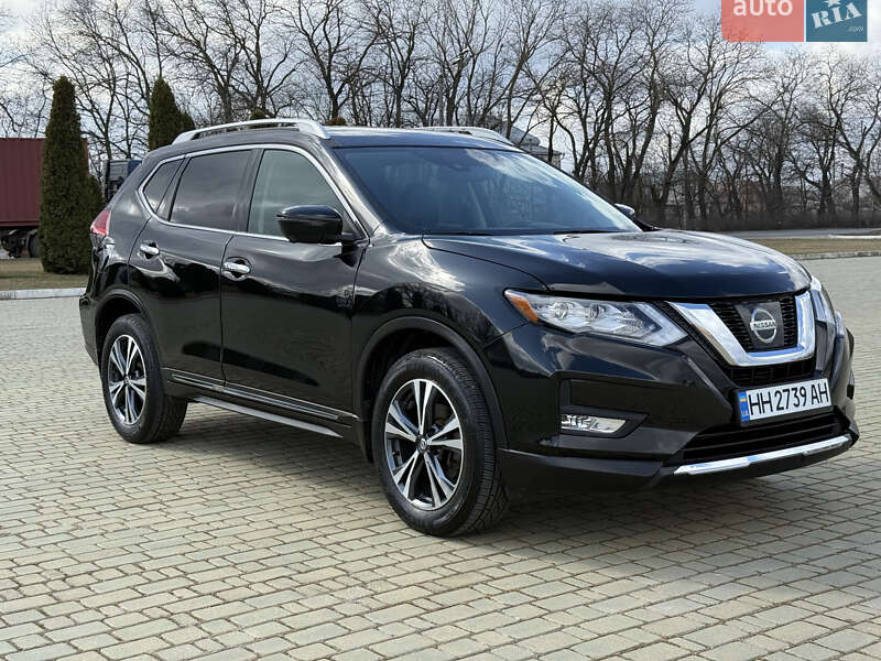 Внедорожник / Кроссовер Nissan Rogue 2016 в Одессе