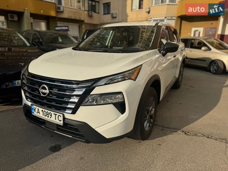 Внедорожник / Кроссовер Nissan Rogue 2024 в Киеве