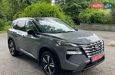 Внедорожник / Кроссовер Nissan Rogue 2024 в Житомире