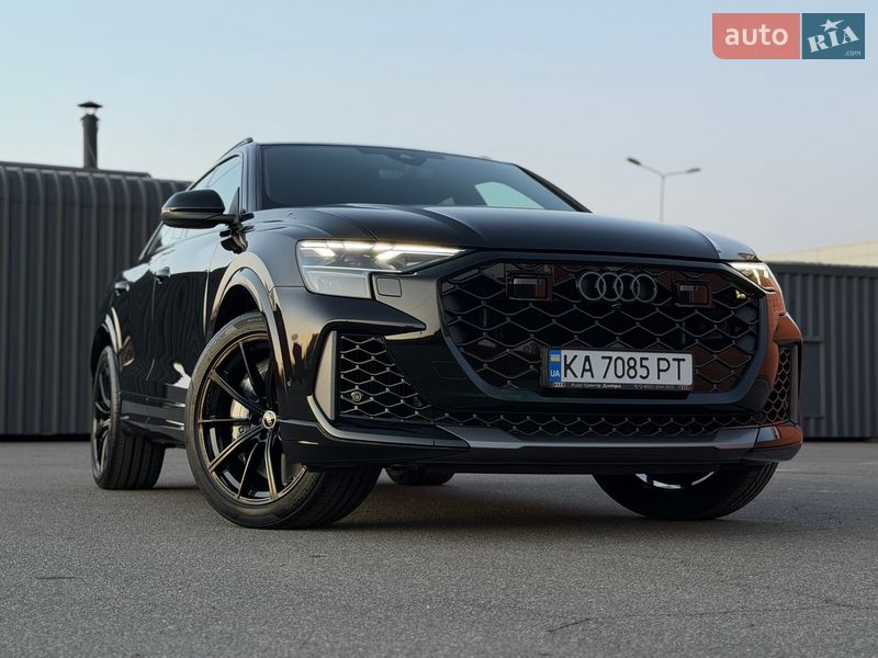 Внедорожник / Кроссовер Audi RS Q8 2025 в Киеве