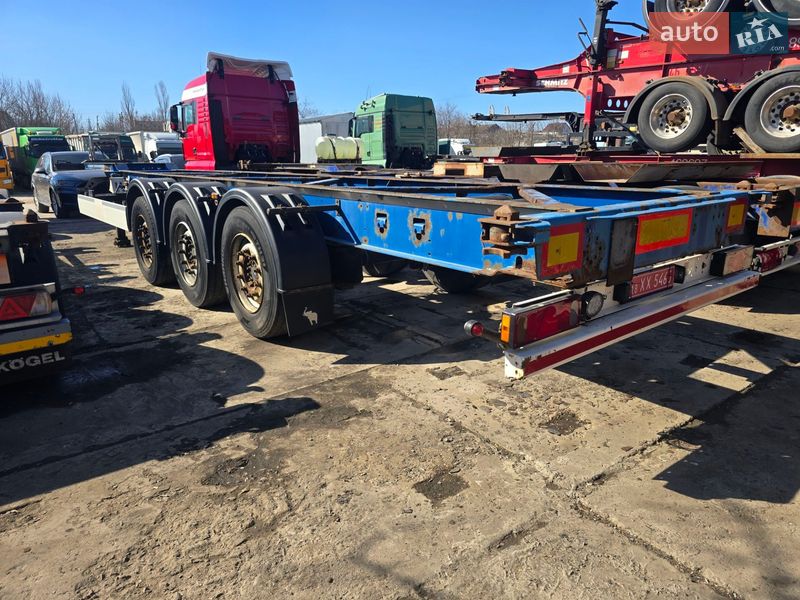 Контейнеровоз полуприцеп Schmitz S-01 2011 в Одессе