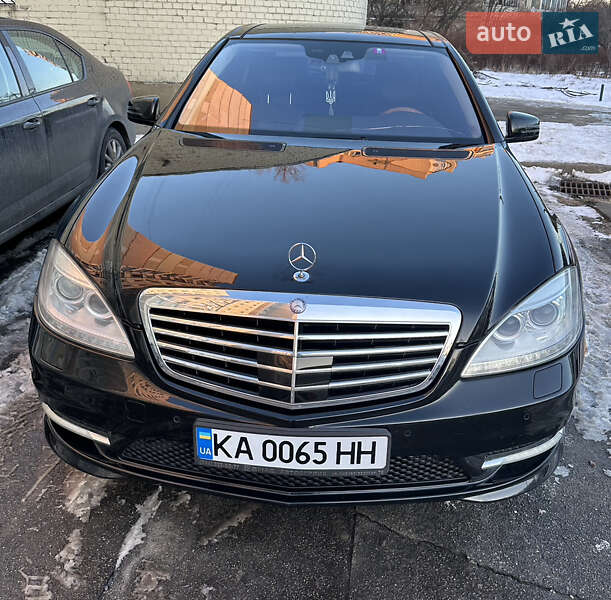 Седан Mercedes-Benz S-Class 2010 в Киеве Седан Mercedes-Benz S-Class 2010 в Киеве