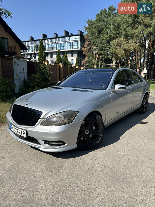Седан Mercedes-Benz S-Class 2011 в Києві