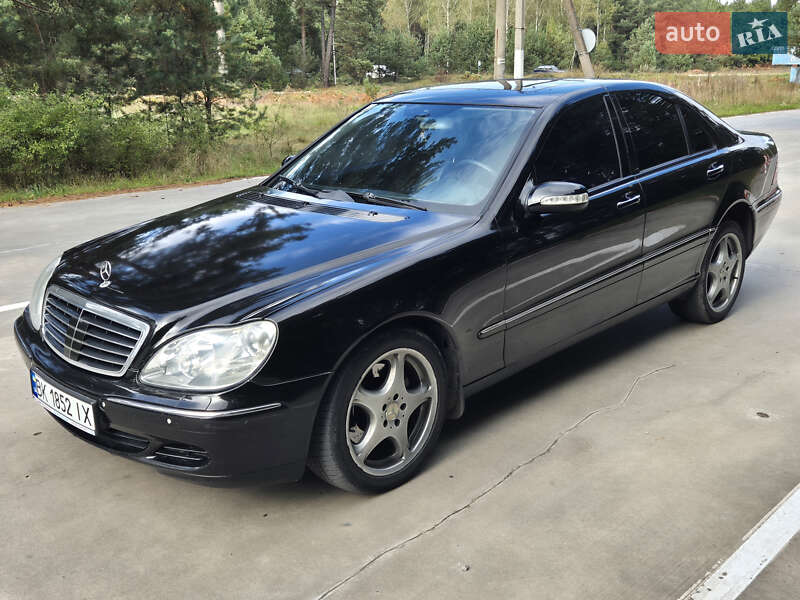 Седан Mercedes-Benz S-Class 2004 в Славуте