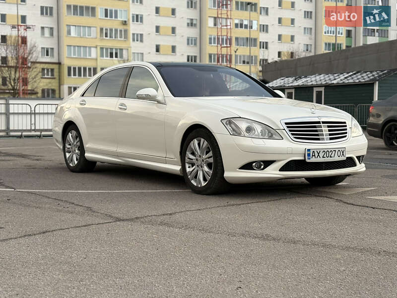 Седан Mercedes-Benz S-Class 2008 в Ивано-Франковске