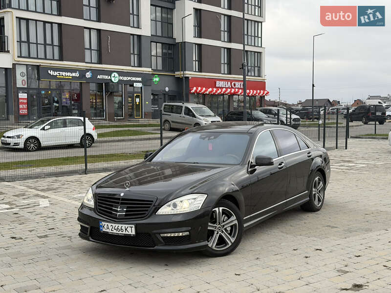 Седан Mercedes-Benz S-Class 2010 в Львове Седан Mercedes-Benz S-Class 2010 в Львове