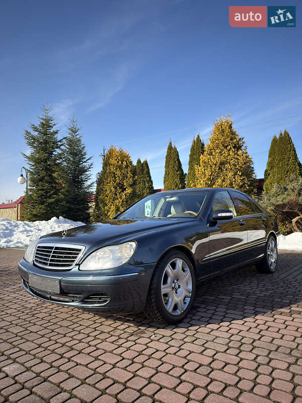 Седан Mercedes-Benz S-Class 2004 в Львове