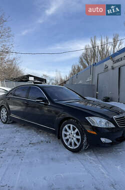 Седан Mercedes-Benz S-Class 2007 в Дніпрі
