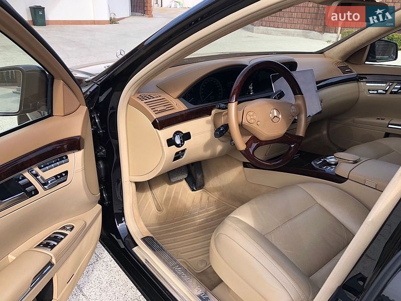Седан Mercedes-Benz S-Class 2012 в Ровно