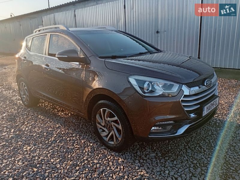 Хэтчбек JAC S2 2018 в Киеве