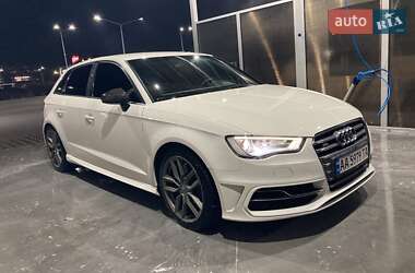 Хэтчбек Audi S3 2014 в Киеве