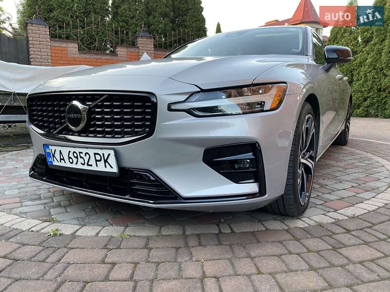 Седан Volvo S60 2024 в Киеве Седан Volvo S60 2024 в Киеве