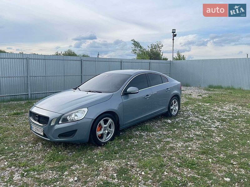 Седан Volvo S60 2011 в Тернополе