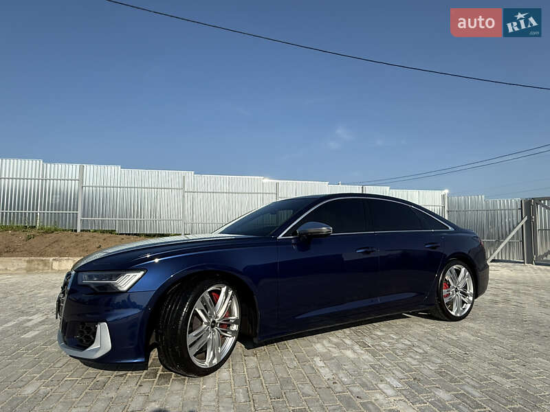 Седан Audi S6 2020 в Львове