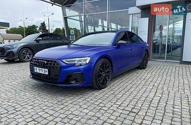 Седан Audi S8 2025 в Дніпрі