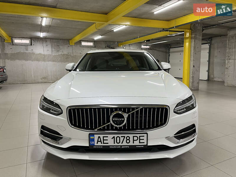 Седан Volvo S90 2016 в Днепре Седан Volvo S90 2016 в Днепре