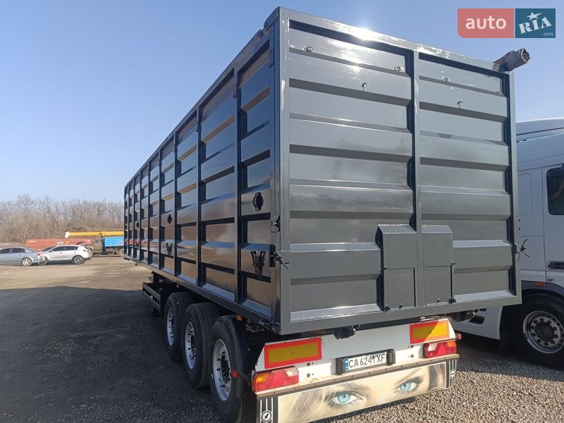 Самосвал полуприцеп Kogel SAF 2004 в Умани