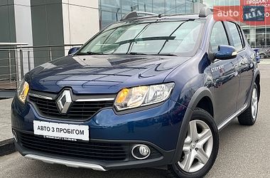 Хетчбек Renault Sandero StepWay 2016 в Києві