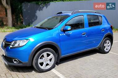 Хэтчбек Renault Sandero 2014 в Житомире