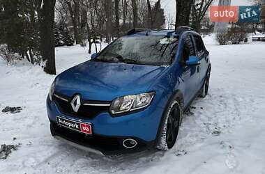 Хетчбек Renault Sandero 2016 в Києві