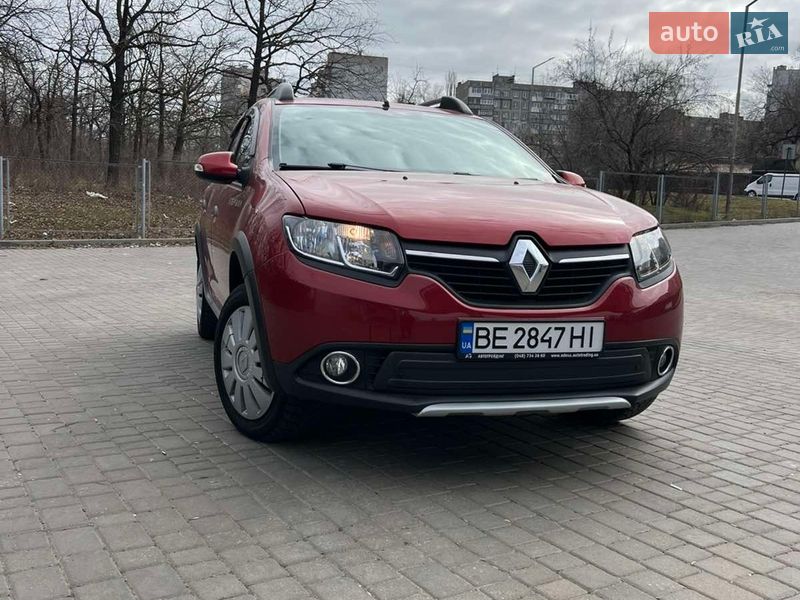 Хетчбек Renault Sandero 2015 в Миколаєві