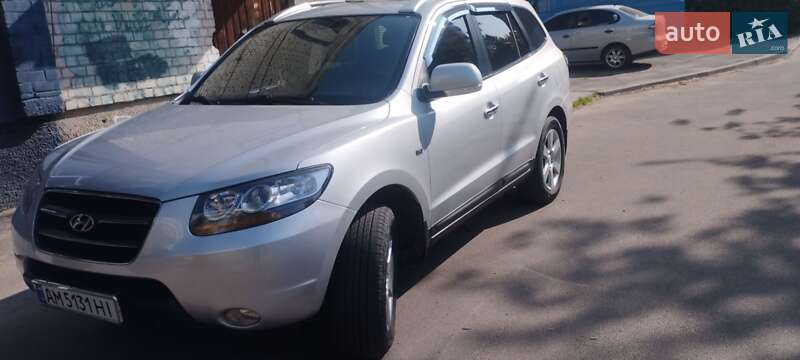 Внедорожник / Кроссовер Hyundai Santa FE 2009 в Житомире Внедорожник / Кроссовер Hyundai Santa FE 2009 в Житомире