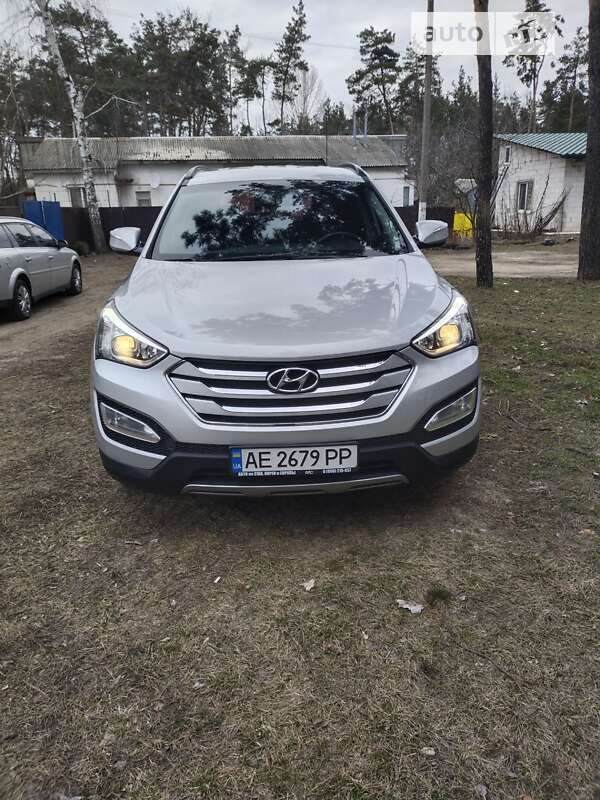 Внедорожник / Кроссовер Hyundai Santa FE 2014 в Полтаве