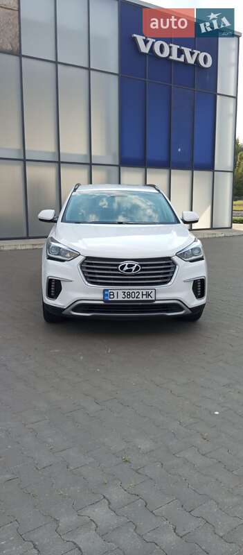 Позашляховик / Кросовер Hyundai Santa FE 2016 в Харкові Позашляховик / Кросовер Hyundai Santa FE 2016 в Харкові
