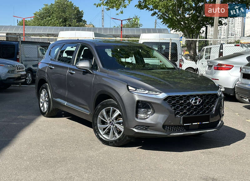 Внедорожник / Кроссовер Hyundai Santa FE 2019 в Одессе