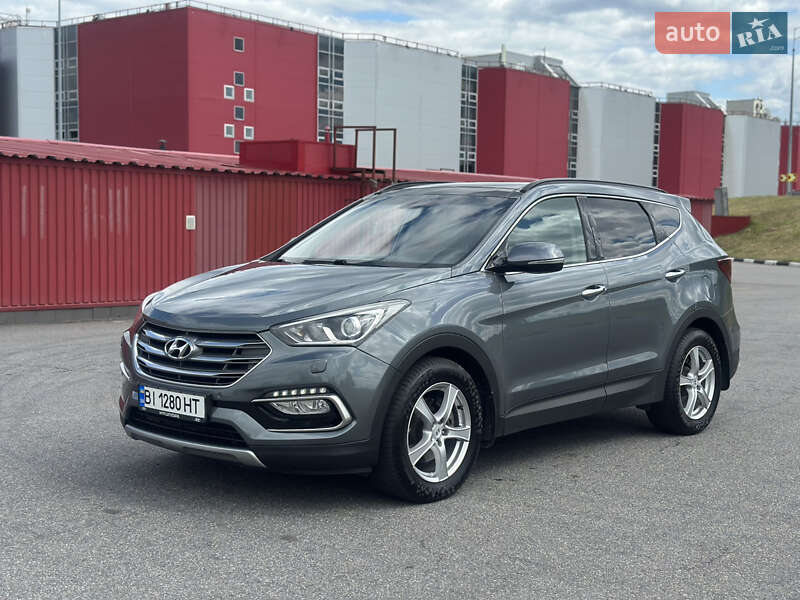 Позашляховик / Кросовер Hyundai Santa FE 2017 в Києві
