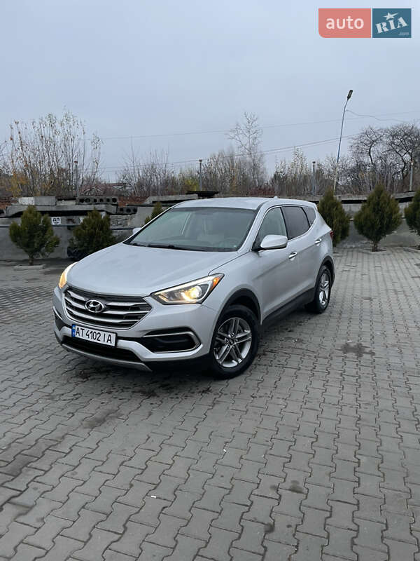 Внедорожник / Кроссовер Hyundai Santa FE 2016 в Коломые