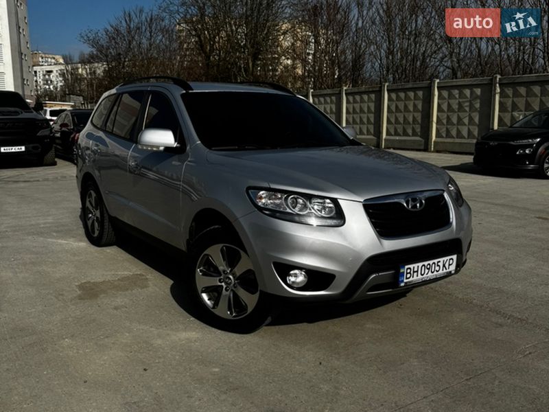 Позашляховик / Кросовер Hyundai Santa FE 2011 в Одесі