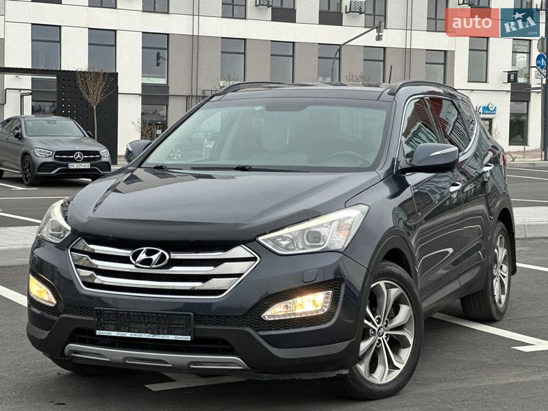 Внедорожник / Кроссовер Hyundai Santa FE 2013 в Ровно