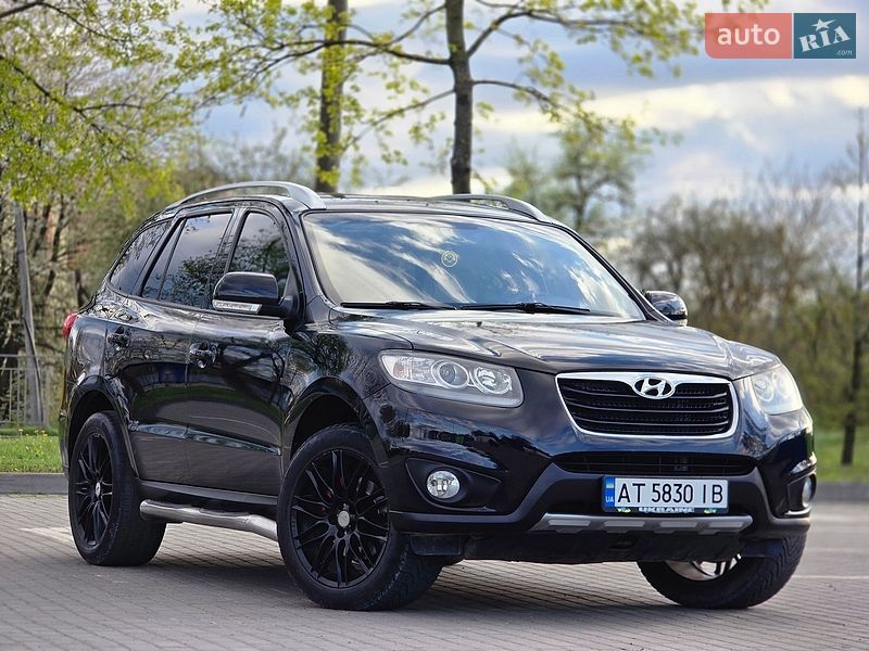 Позашляховик / Кросовер Hyundai Santa FE 2011 в Коломиї
