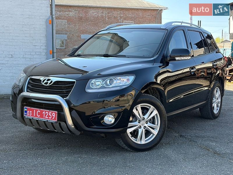 Позашляховик / Кросовер Hyundai Santa FE 2011 в Луцьку