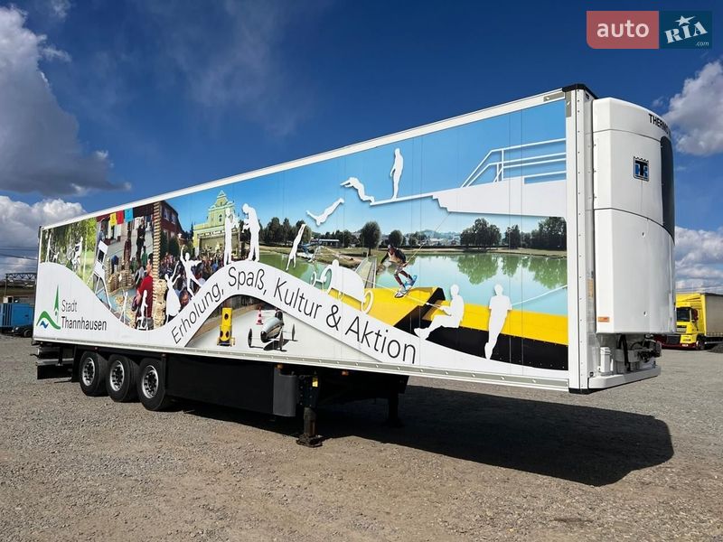 Рефрижератор полуприцеп Schmitz Cargobull SCB S3B 2015 в Черновцах