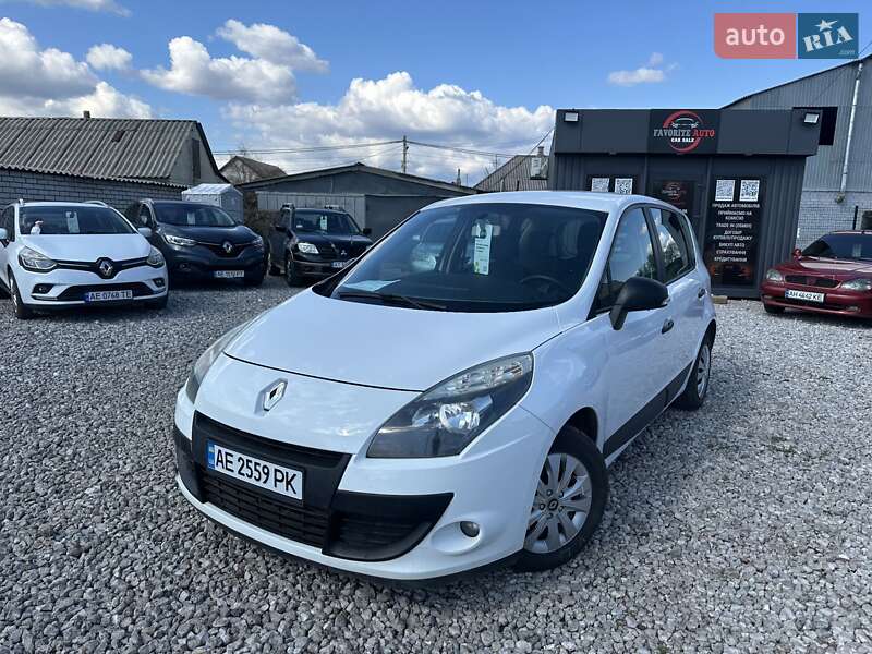 Мінівен Renault Scenic 2011 в Дніпрі Мінівен Renault Scenic 2011 в Дніпрі
