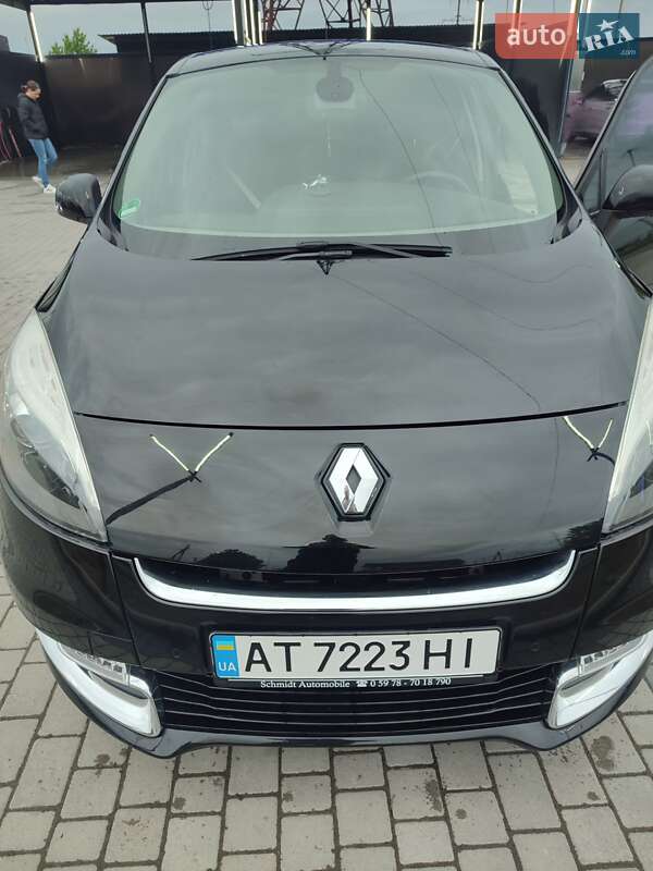 Минивэн Renault Scenic 2012 в Ивано-Франковске