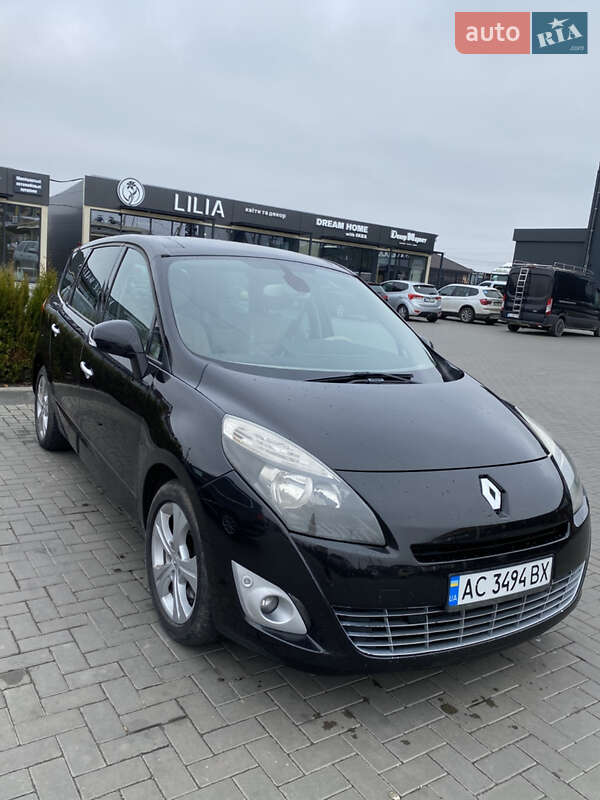 Минивэн Renault Scenic 2010 в Луцке