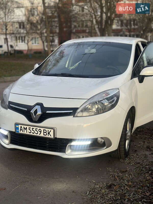 Минивэн Renault Scenic 2015 в Житомире