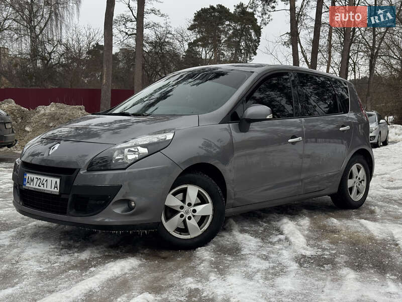 Минивэн Renault Scenic 2010 в Житомире Минивэн Renault Scenic 2010 в Житомире