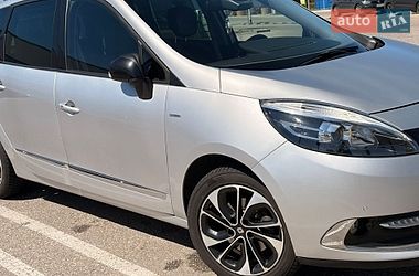 Минивэн Renault Scenic 2015 в Сиряках