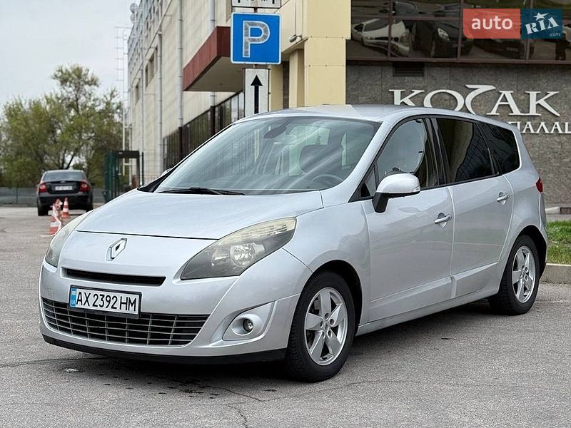 Минивэн Renault Scenic 2009 в Запорожье