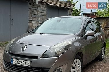 Мінівен Renault Scenic 2011 в Кривому Розі