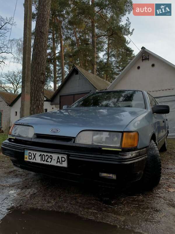 Седан Ford Scorpio 1987 в Чуднове