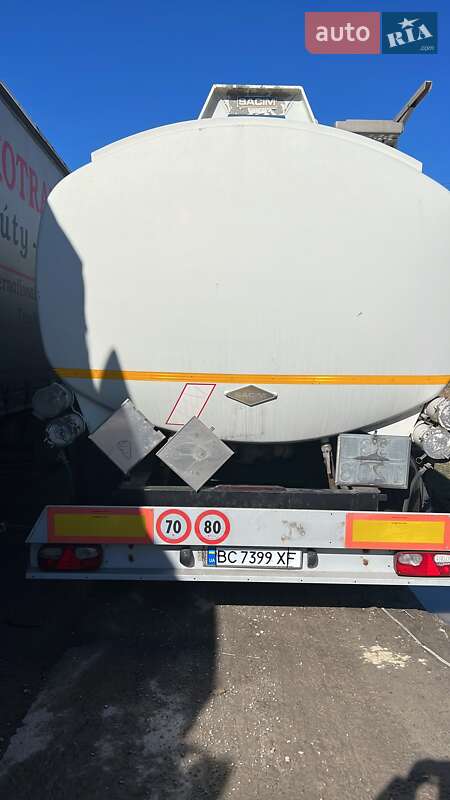 Цистерна SACIM SCX 2007 в Львове