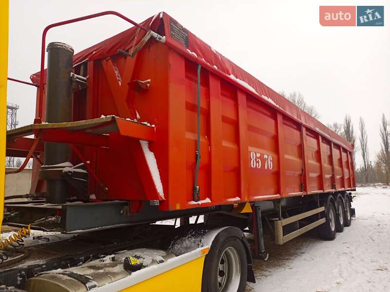 Самосвал полуприцеп SDC SDC 2004 в Жашкове Самосвал полуприцеп SDC SDC 2004 в Жашкове