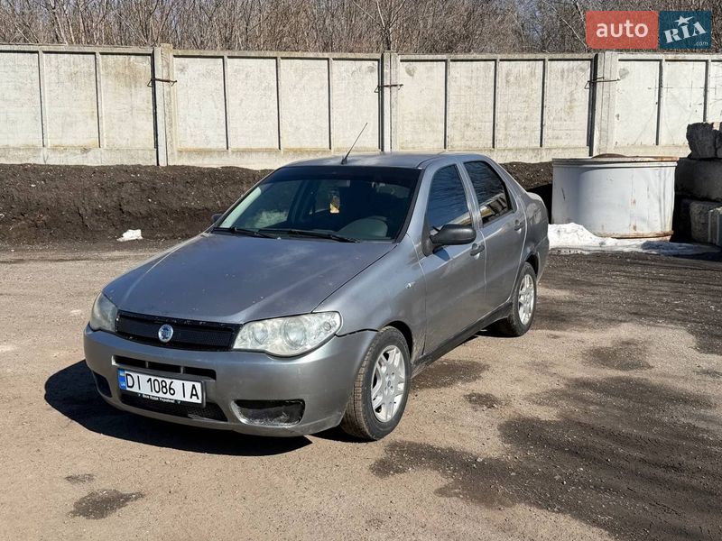Седан Fiat Siena 2006 в Золотоноше